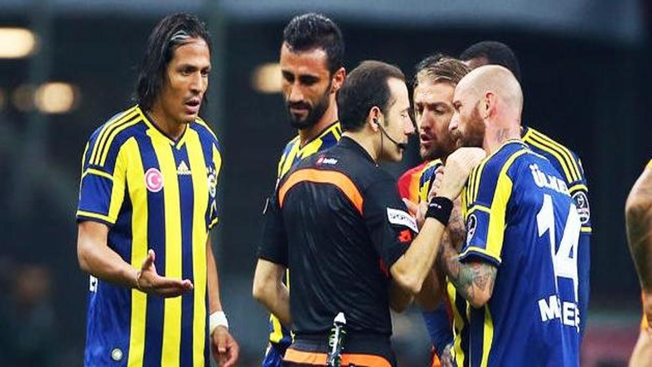 Alves In Soyunma Odas Ndaki O S Zleri T M Spor Haber Fenerbah E