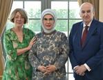 Emine Erdoğan, Sultan Abdülhamid'in torunu ve eşi Hernandez'i uğurladı