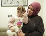 Bir mucizeye imza attılar: Anne, kızına karaciğeriyle hayat verdi