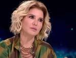 G&uuml;lben Ergen&rsquo;in Anneler G&uuml;n&uuml; paylaşımı pes dedirtti! Sosyal medyada tepkiler &ccedil;ığ gibi