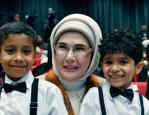 Emine Erdoğan'dan 'koruyucu aile vurgusu'