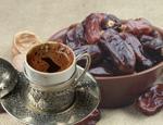 Her g&uuml;n iftardan sonra bir fincan T&uuml;rk kahvesinin yanında 2 hurma yerseniz ne olur?