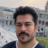 Ey&uuml;psultan'da 30 daire aldığı iddia edilmişti! Burak &Ouml;z&ccedil;ivit'ten net a&ccedil;ıklama