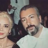 Tanyeli'nin eşinden y&uuml;rekleri yakan gazete kup&uuml;r&uuml; paylaşımı!