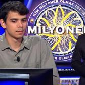 Milyoner'de 1 milyon TL'lik satran&ccedil; sorusu yarışmacıya ekran &ouml;n&uuml;nde ter d&ouml;kt&uuml;rd&uuml;