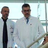 Ufuk &Ouml;zkan'ın son halini kardeşi paylaştı! 11 saatlik ameliyat sonrası &uuml;nl&uuml; oyuncudan a&ccedil;ıklama