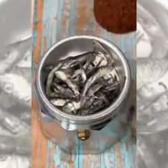 Karadeniz&rsquo;de sıra dışı lezzet krizi: Hamsili kahve&rdquo; denediler, soluğu hastanede aldılar!