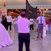 Yok b&ouml;yle d&uuml;ğ&uuml;n! Salona file kurup voleybol oynadılar