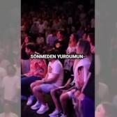Alman komedyen İstiklal Marşı karşısında şaşkına d&ouml;nd&uuml;! &ldquo;Aman Allah&rsquo;ım, hi&ccedil; durmuyorsunuz!&rdquo;