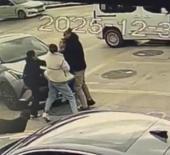 Bodrum'da kaza sonrası taraflar birbirine girdi