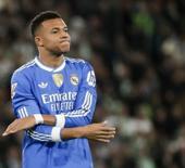 Real Madrid ve Mbappe'ye b&uuml;y&uuml;k şok! Kul&uuml;p duyurdu