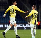 En-Nesyri gol orucunu Başakşehir'de bozdu