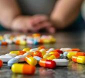 Antidepresan kullanımı artıyor! Dünyanın en mutlu ülkeleri ters köşe yaptı