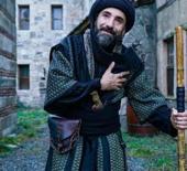 Kuruluş Osman'ın unutulmaz ismi Mert Turak, Bahar projesiyle sözleşme imzaladı!