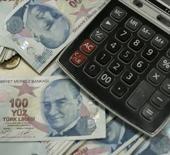Memur ve emeklinin maaş zammını belirleyen ilk veri açıklandı