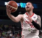 12 Dev Adam son 16'da! EuroBasket'te tarihi fark