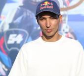 Toprak Razgatlıoğlu: 'MotoGP'de farklı bir motosiklet kullanacağız'