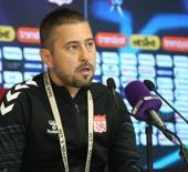 Yardımcısı maç sonu açıkladı! "İstifa etmeyecek"