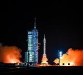 Çin'in 'Gök Sarayı' için yeni taykonot ekibi açıklandı