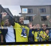 Fenerbahçe taraftarı, Tüpraş Stadı'na hareket etti