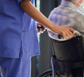 İngiltere'de hemşirelere ırkçı saldırılar yüzde 55 arttı!