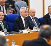 Bakan Bolat: Ağustos ayı cari hesap 5.5 milyar dolar ile tüm zamanların rekorunu kırdı!