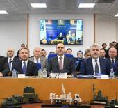 Görüşmeye damga vurdular! Bakan Kacır, Çelik Kubbe'yi milletvekillerine tanıttı!