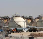 İran'da petrol rafinesinde yangın