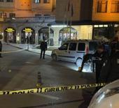 Şehrin göbeğinde silahlı saldırı! İş yerini kurşun yağmuruna tuttular