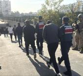 Yasa dışı bahis operasyonunda 4'ü hakem 32 kişi tutuklandı