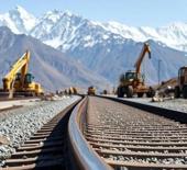 Çin'de tren işçilere çarptı! Çok sayıda ölü var