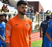 Kaleden kaleye gol atan kaleci 3. Lig ekibine transfer oldu