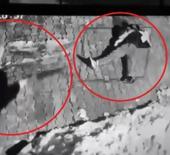 Diyarbakır'da site bah&ccedil;esindeki pompalı t&uuml;fekli cinayetin g&ouml;r&uuml;nt&uuml;leri ortaya &ccedil;ıktı