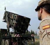 İsrail L&uuml;bnan'da İspanyol askerlerini hedef aldı