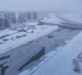 Kentte hayat dondu: Termometreler eksi 22 dereceyi g&ouml;sterdi