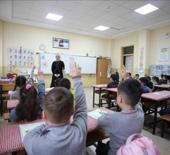 &Ouml;ğretmenlerin mazerete bağlı yer değiştirme başvuruları 14 Ocak'ta başlıyor