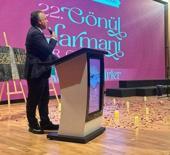 Mahmut Bıyıklı 22. G&ouml;n&uuml;l Harmanı Şiir Gecesi&rsquo;nde konuştu