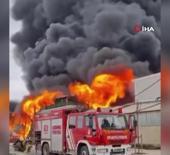 Son Dakika: B&uuml;y&uuml;k&ccedil;ekmece'de iş yerinde yangın!