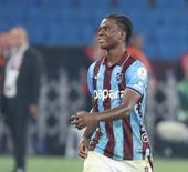 D&uuml;nya devi tam 5 kez &ouml;zel scout g&ouml;ndermiş! Oulai'yi Trabzon'dan koparacak rakam