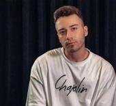 Hakkında yakalama kararı &ccedil;ıkarılan Enes Batur'dan ilk a&ccedil;ıklama