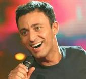 Mustafa Sandal'dan takip&ccedil;ilerini ayağa kaldıran uyarı! Sakın inanmayın!