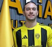 Trabzonspor'un eski futbolcusu 2. Lig ekibine imza attı