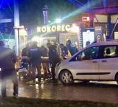 Kokore&ccedil; d&uuml;kkanına silahlı saldırı: 1 &ouml;l&uuml;, 2 ağır yaralı