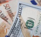 Dolar ve Euro'da son durum! İşte g&uuml;n&uuml;n ilk fiyatları...