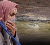 Adana lağım rezaleti! İsyan eden vatandaş: Evlerde durulmuyor