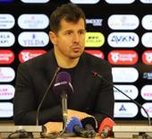 Emre Bel&ouml;zoğlu: &Ccedil;ok &uuml;zg&uuml;n&uuml;m!