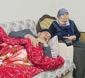 Evinin satıldığını &ouml;ğrenince fel&ccedil; oldu! Kahramanmaraş'ta gelinleri evi sattı iddiası