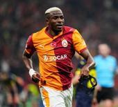 FIFA'nın d&uuml;nyaca &uuml;nl&uuml; menajeri duyurdu! Victor Osimhen i&ccedil;in 100 milyon euro