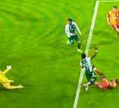 Gol VAR'dan d&ouml;nd&uuml;! Galatasaray cephesi &ccedil;ıldırdı ama eski hakemler ger&ccedil;eği a&ccedil;ıkladı