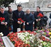 AK Parti İstanbul, Necmettin Erbakan&rsquo;ı kabri başında andı